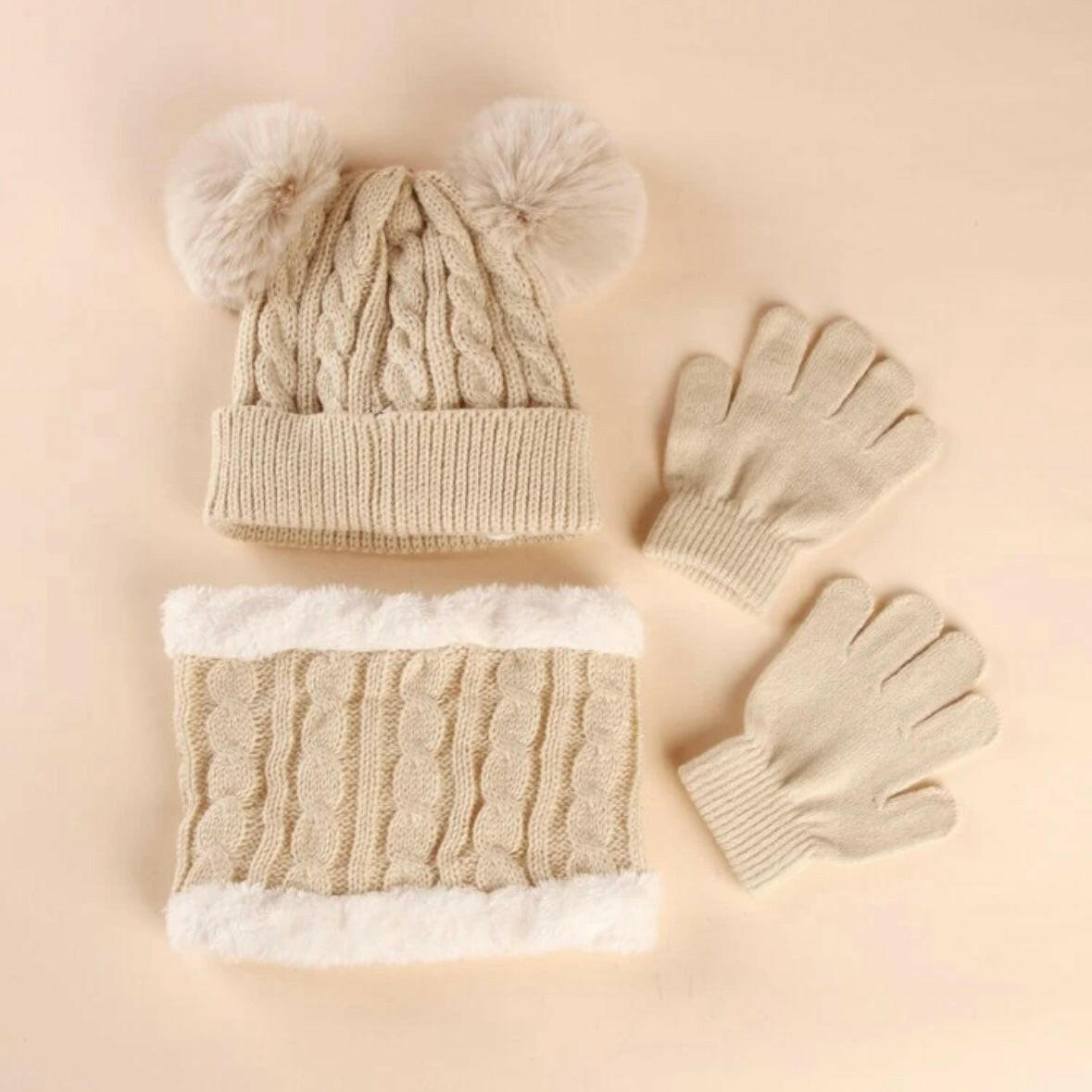Wintermuts, sjaal en handschoenen